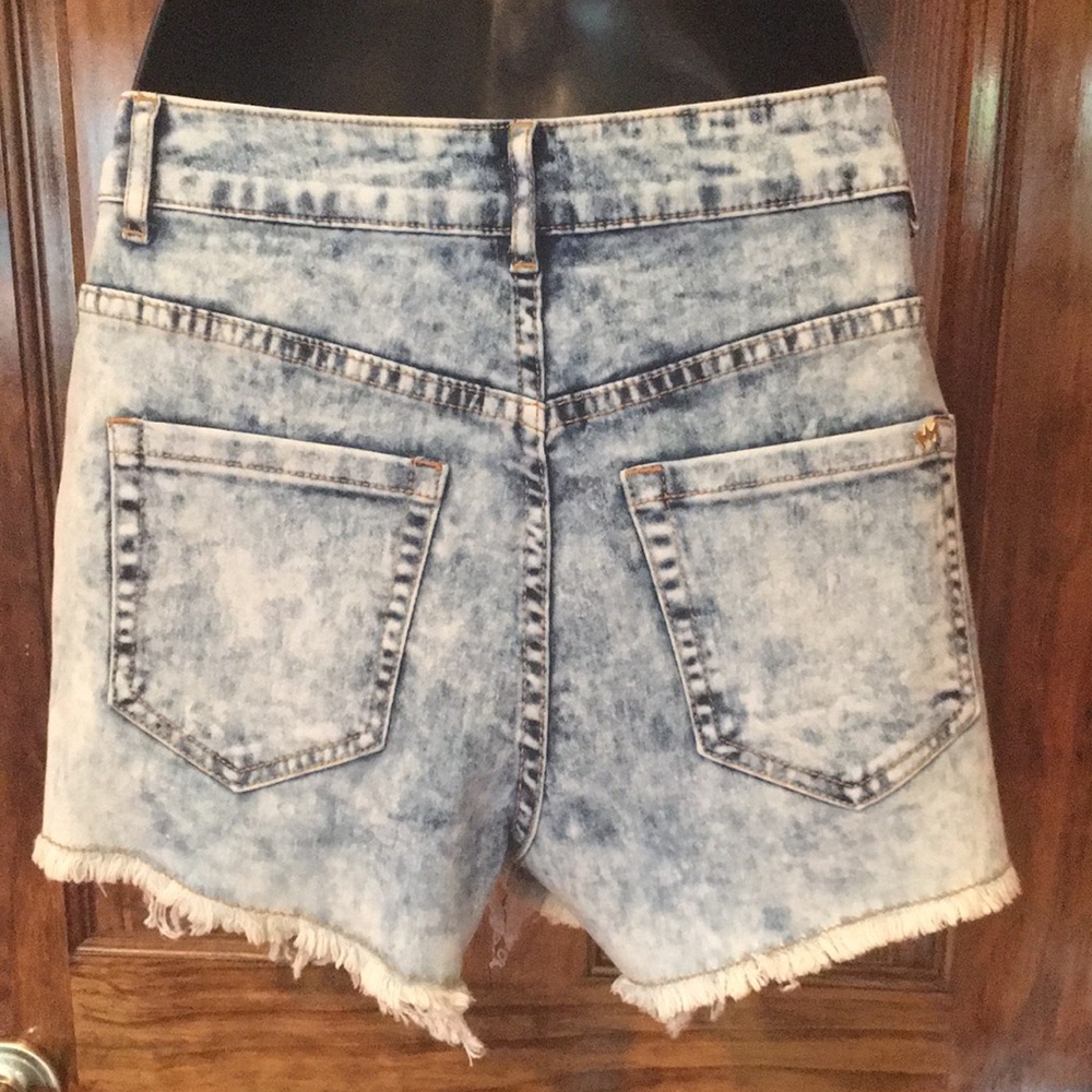 NWOT Nicki Minaj Jean Shorts - Picture 4 of 8